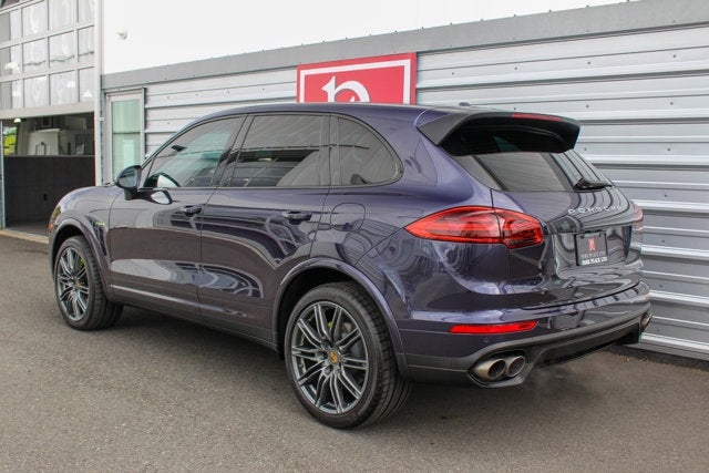 2017 Porsche Cayenne S E-Hybrid Platinum Edition