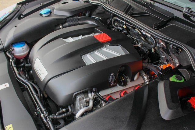 2017 Porsche Cayenne S E-Hybrid Platinum Edition