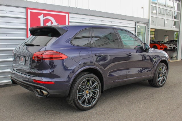 2017 Porsche Cayenne S E-Hybrid Platinum Edition