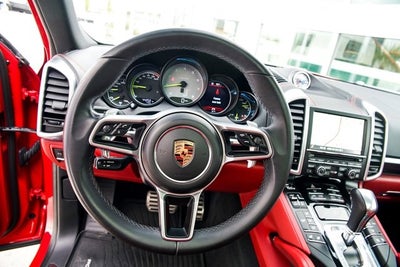 2016 Porsche Cayenne S E-Hybrid