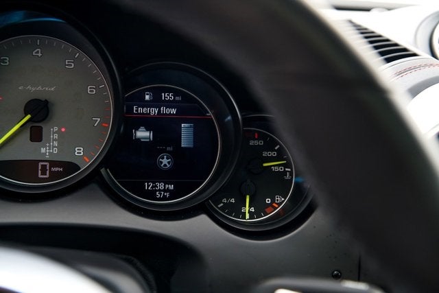 2016 Porsche Cayenne S E-Hybrid