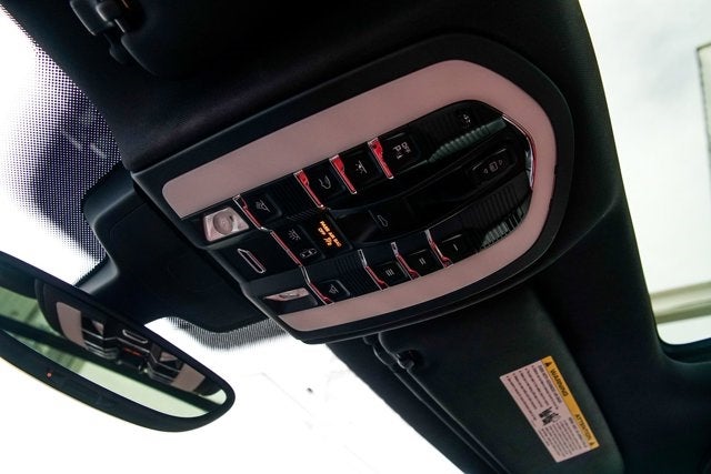 2016 Porsche Cayenne S E-Hybrid