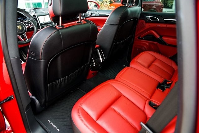 2016 Porsche Cayenne S E-Hybrid