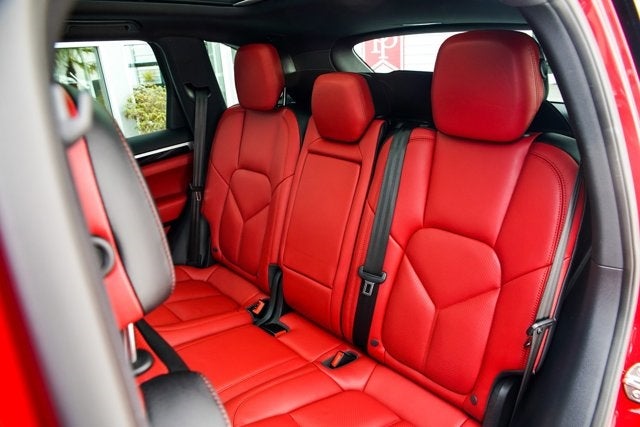 2016 Porsche Cayenne S E-Hybrid