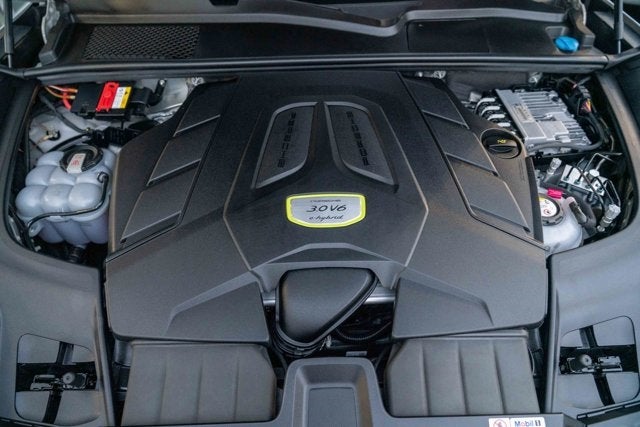 2021 Porsche Cayenne E-Hybrid
