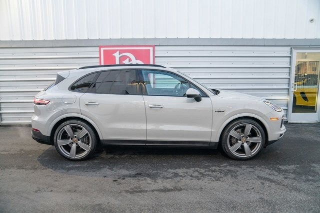 2021 Porsche Cayenne E-Hybrid