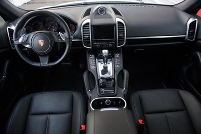 2014 Porsche Cayenne Diesel Platinum Edition