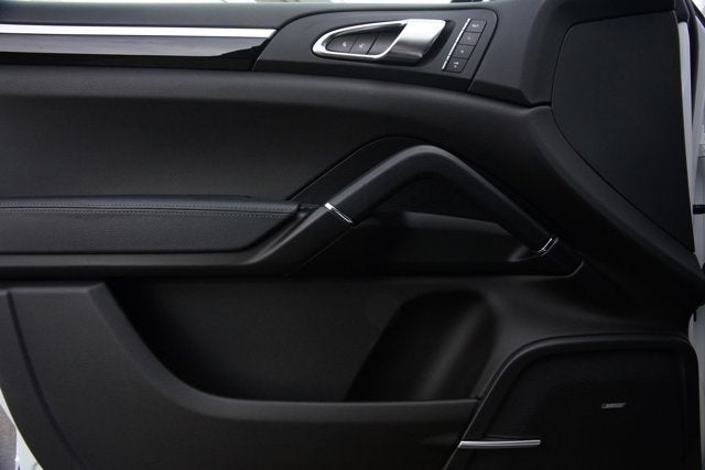 2014 Porsche Cayenne Diesel Platinum Edition