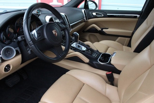 2014 Porsche Cayenne Diesel Platinum Edition