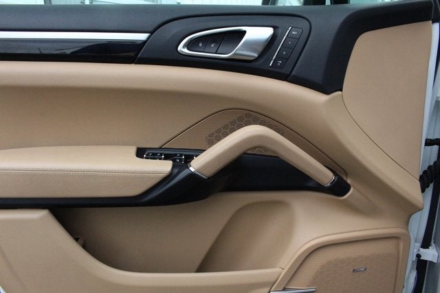 2014 Porsche Cayenne Diesel Platinum Edition