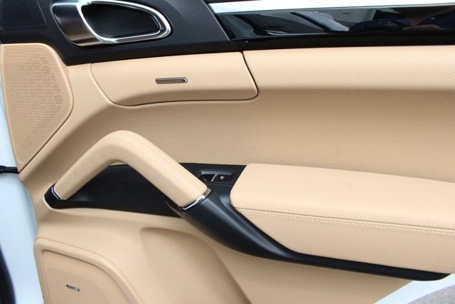 2014 Porsche Cayenne Diesel Platinum Edition