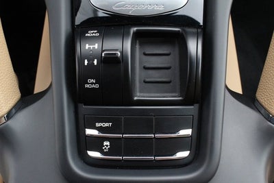 2014 Porsche Cayenne Diesel Platinum Edition