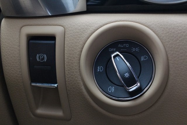 2014 Porsche Cayenne Diesel Platinum Edition