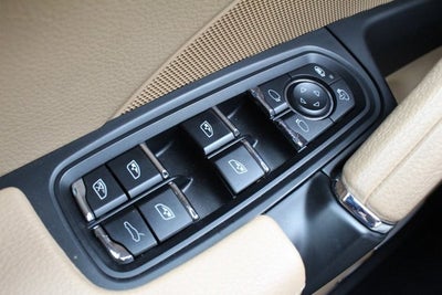 2014 Porsche Cayenne Diesel Platinum Edition