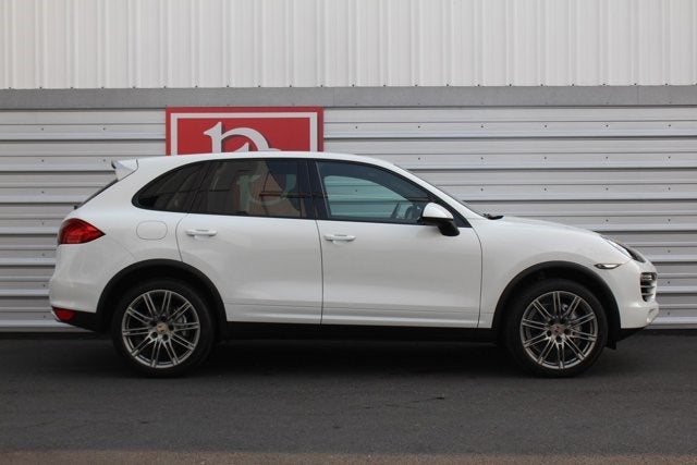 2014 Porsche Cayenne Diesel Platinum Edition