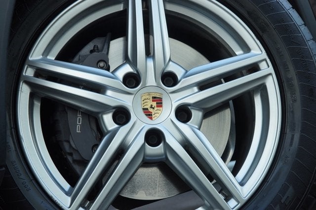 2014 Porsche Cayenne Diesel Platinum Edition