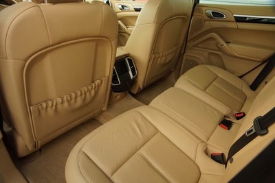 2014 Porsche Cayenne Diesel Platinum Edition