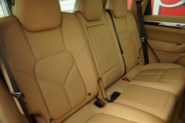 2014 Porsche Cayenne Diesel Platinum Edition