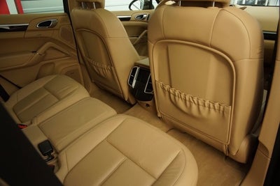 2014 Porsche Cayenne Diesel Platinum Edition