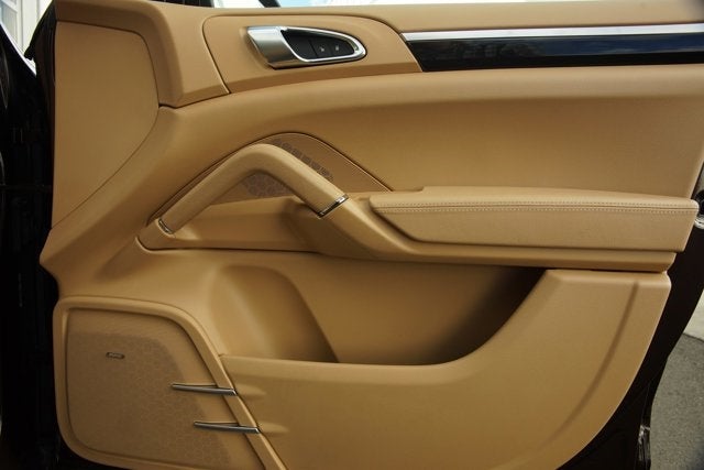 2014 Porsche Cayenne Diesel Platinum Edition