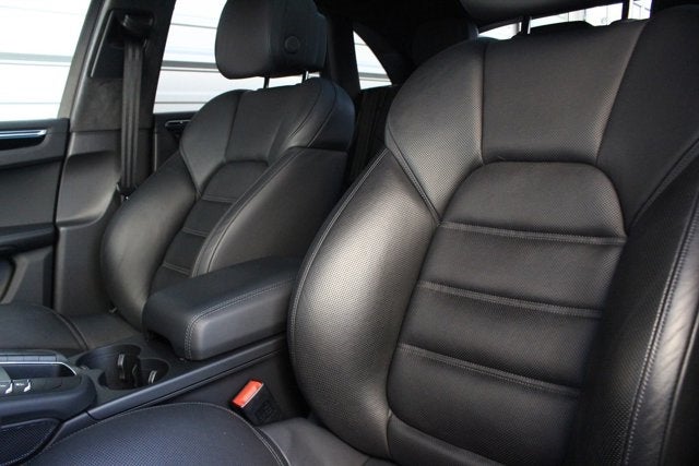 2015 Porsche Macan Turbo