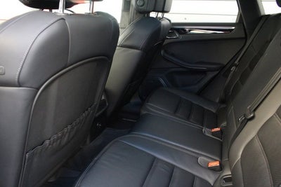 2015 Porsche Macan Turbo