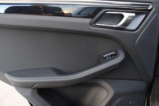 2015 Porsche Macan Turbo