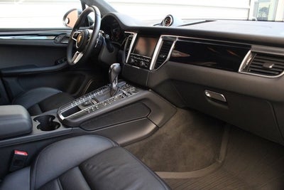 2015 Porsche Macan Turbo
