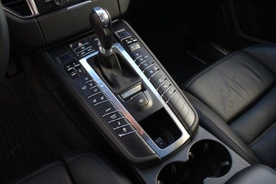 2015 Porsche Macan Turbo