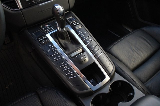 2015 Porsche Macan Turbo