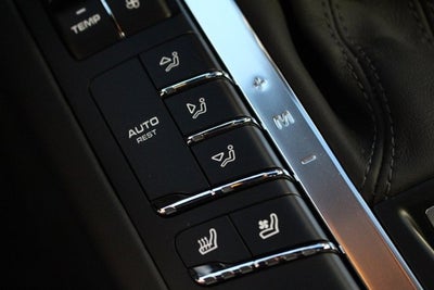 2015 Porsche Macan Turbo