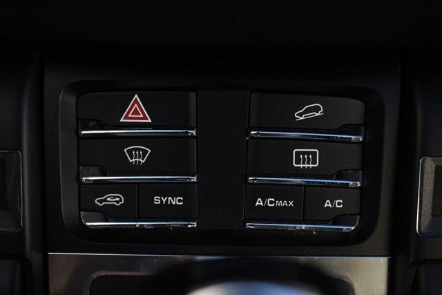 2015 Porsche Macan Turbo