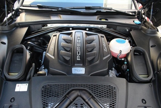 2015 Porsche Macan Turbo