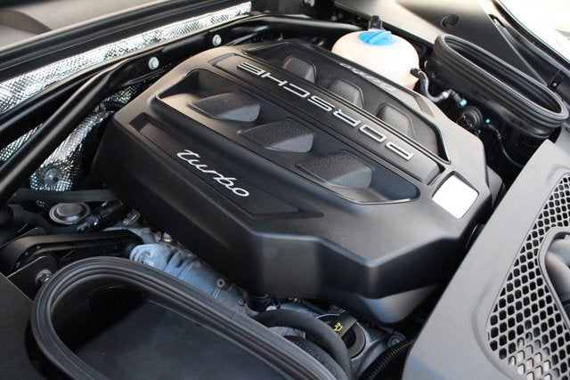 2015 Porsche Macan Turbo