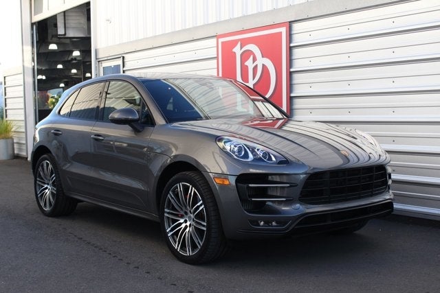 2015 Porsche Macan Turbo
