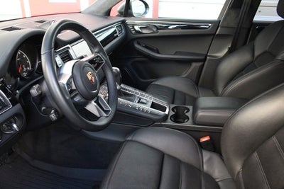 2015 Porsche Macan Turbo