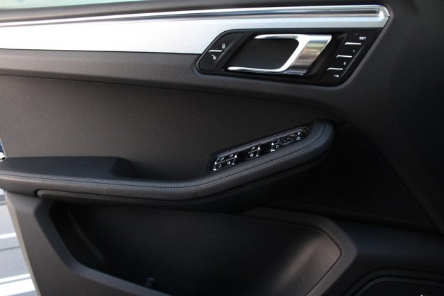 2015 Porsche Macan Turbo