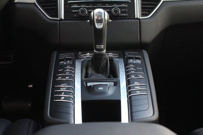 2015 Porsche Macan Turbo