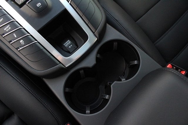 2015 Porsche Macan Turbo