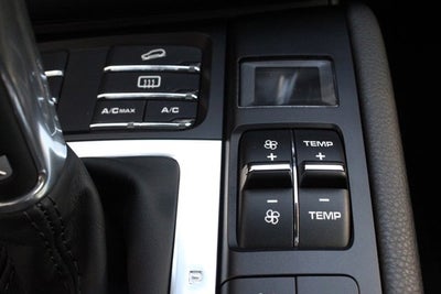 2015 Porsche Macan Turbo