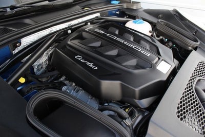 2015 Porsche Macan Turbo