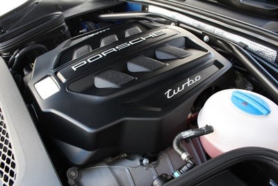 2015 Porsche Macan Turbo