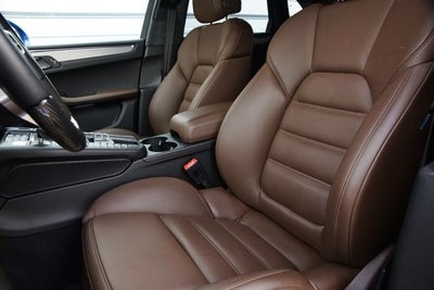 2015 Porsche Macan Turbo