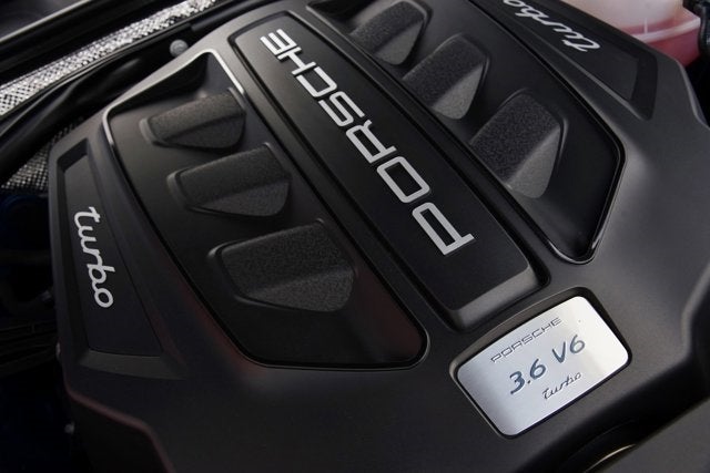 2015 Porsche Macan Turbo