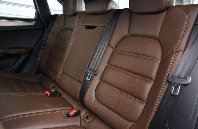 2015 Porsche Macan Turbo