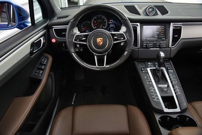 2015 Porsche Macan Turbo