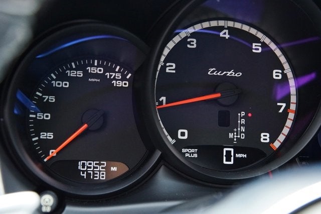 2015 Porsche Macan Turbo