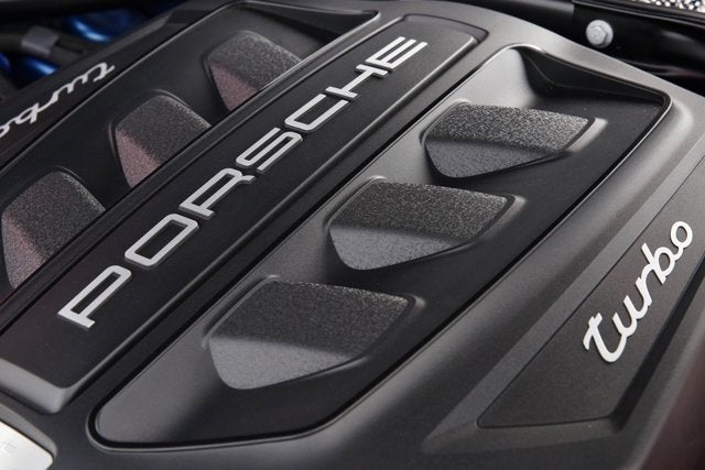 2015 Porsche Macan Turbo