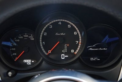 2015 Porsche Macan Turbo