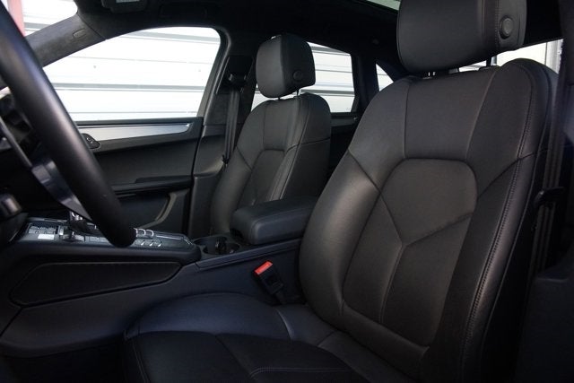 2015 Porsche Macan Turbo